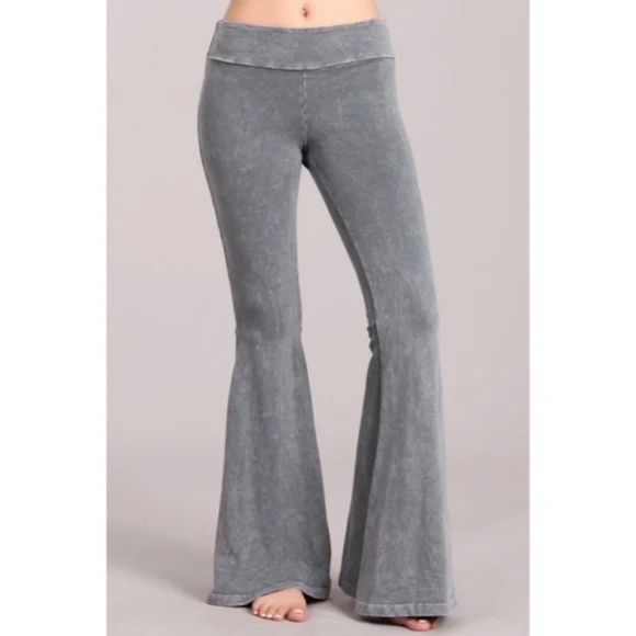 Light Gray Mineral Wash French Terry Flared Bell Bottom Pull On Pants w/ Pockets - Picture 3 of 5
